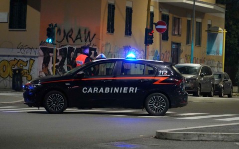 Tentata truffa dello specchietto, denunciato un 26enne a Montefano