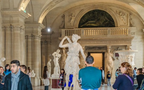 Silvia Gentili espone a Villa Fermani con L’ordito della terra
