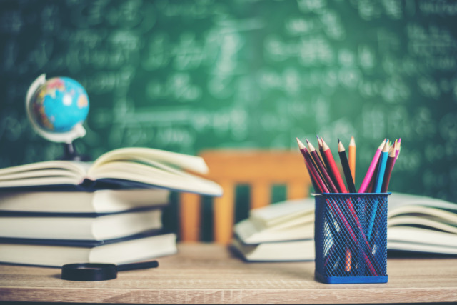 A Treia Rimel dona 500 libri alle scuole
