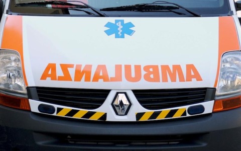 Giovane trovata incosciente in casa, salvata a Civitanova