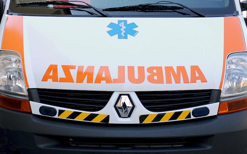 Giovane trovata incosciente in casa, salvata a Civitanova